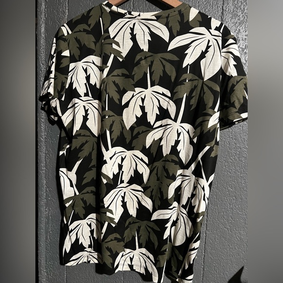 Men H&M T Shirt - Picture 2 of 3